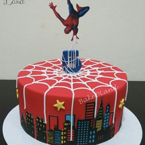 Spider Man Face Cake Barbie Doll Cake Pink & White - Spiderman Birthday Cake  1kg, HD Png Download - 2619x2346 PNG - DLF.PT